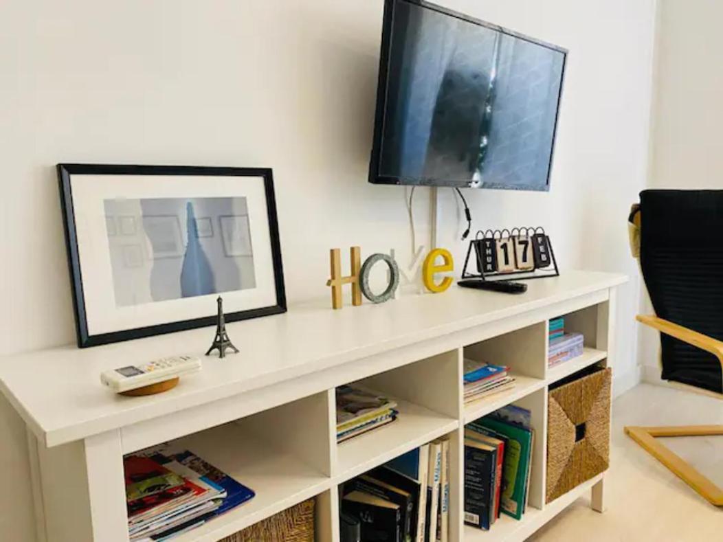 Dos Aceras - Precioso En El Centro Histórico De Apartamento Málaga