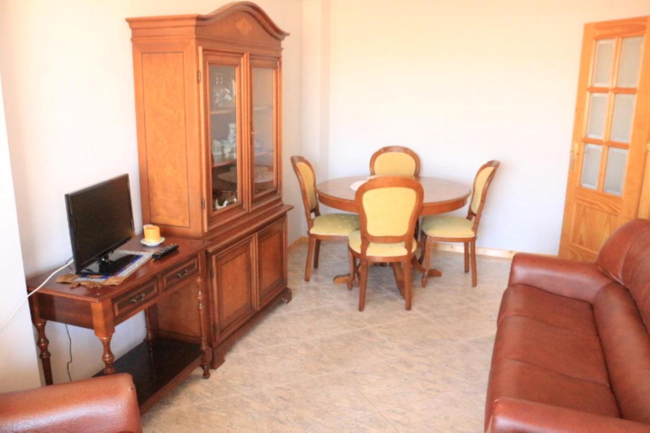 - 2 Bedrooms With Wifi - 07030 *