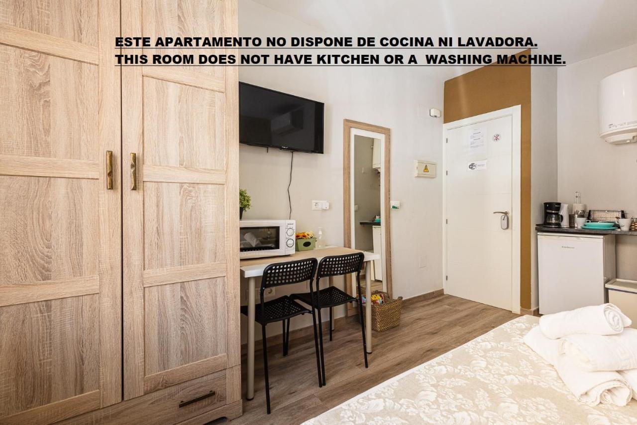 Lola Apartment