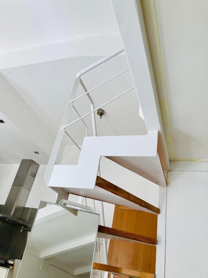 Apartment Refino 11 *