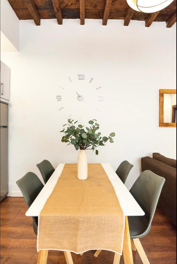 Rustic & In Center Apartment Malaga