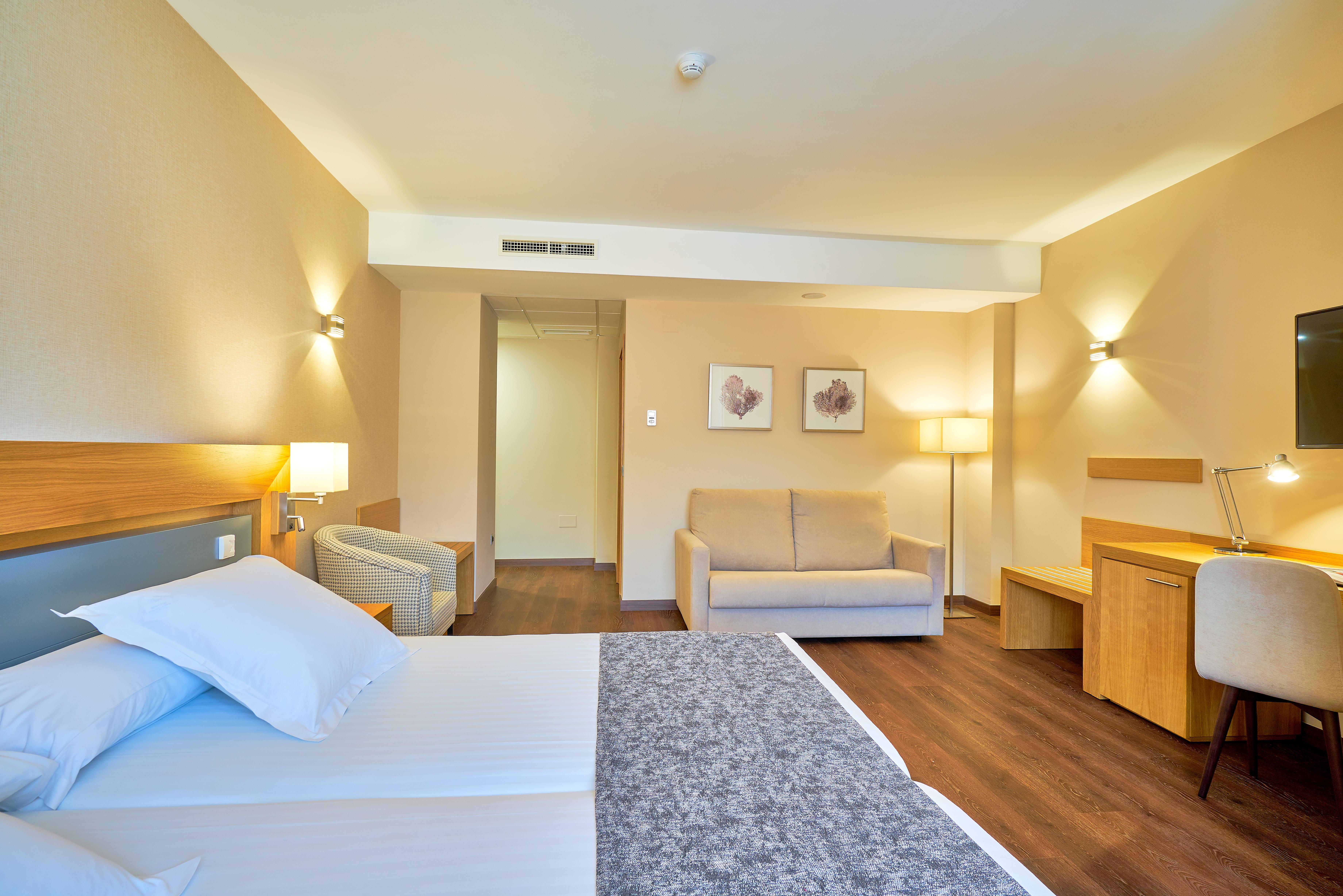 Guadalmedina Hotel 4*