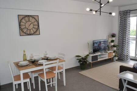 Apartment At The -la Malagueta-free Parking- Málaga