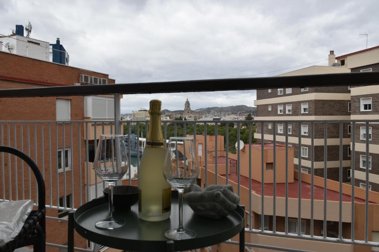 Apartment At The -la Malagueta-free Parking- Málaga
