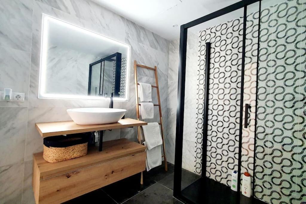 Spacious Loft, Parking Free M Appartement *