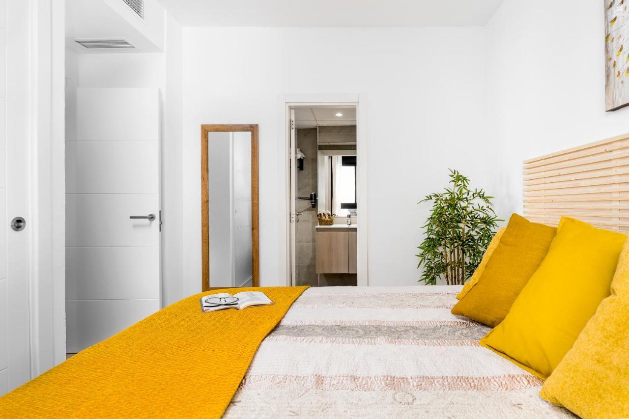 Apartment Deluxe Con Piscina, Terraza & Parking