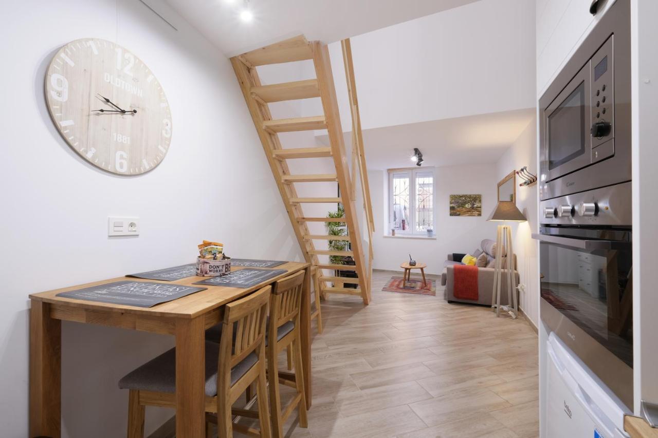 Malasana 51, New Art Apartment, Breakfast Included, Historic Center, Quite Neighborhood, Ml Málaga