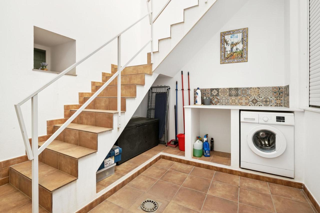 Malasana 51, New Art Apartment, Breakfast Included, Historic Center, Quite Neighborhood, Ml *