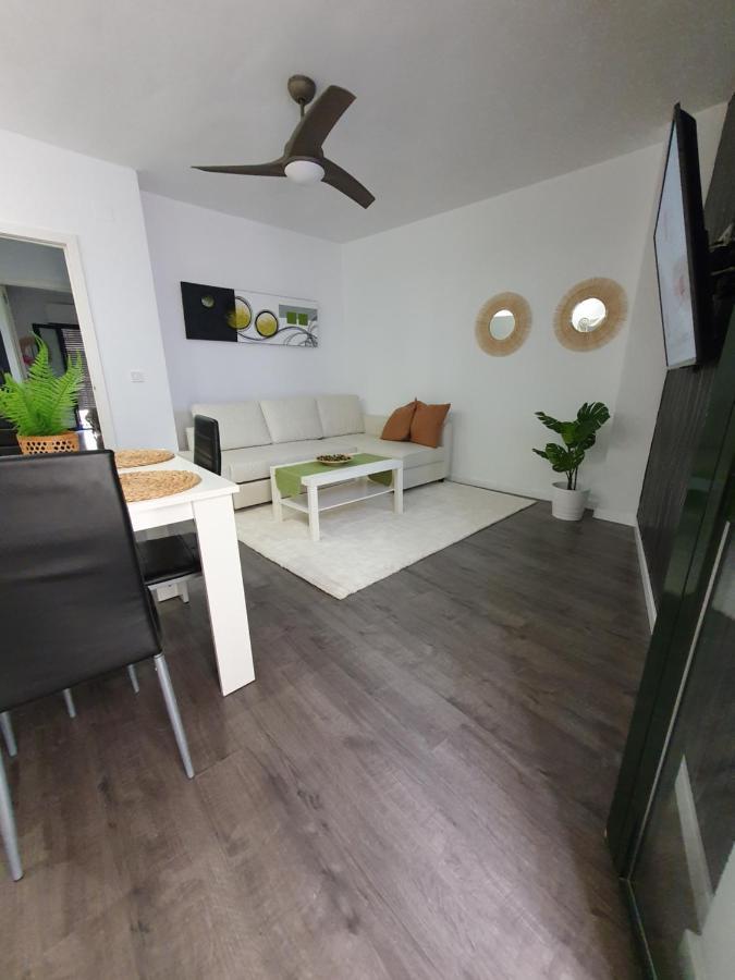 Tribuna Deluxe *