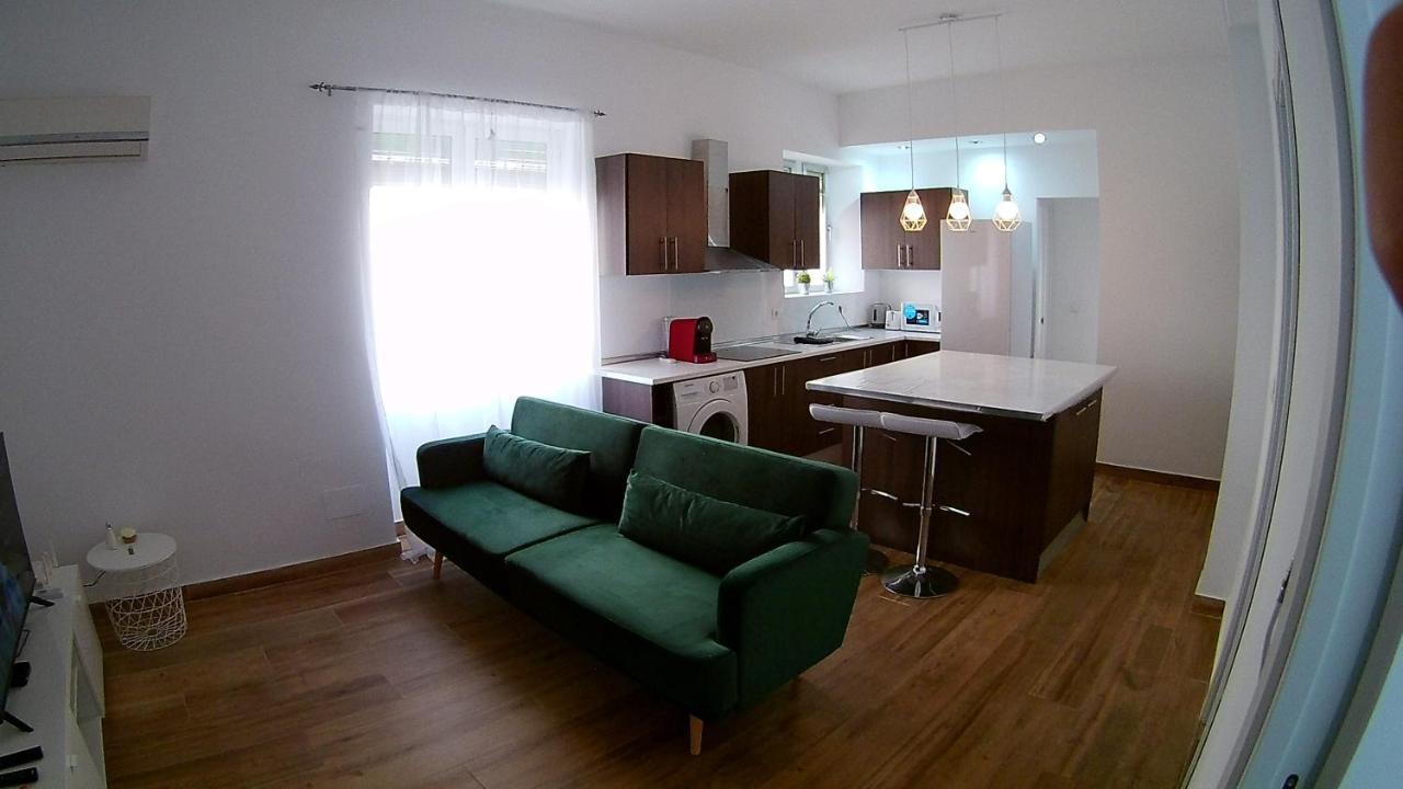 Malaga Home Apartment *