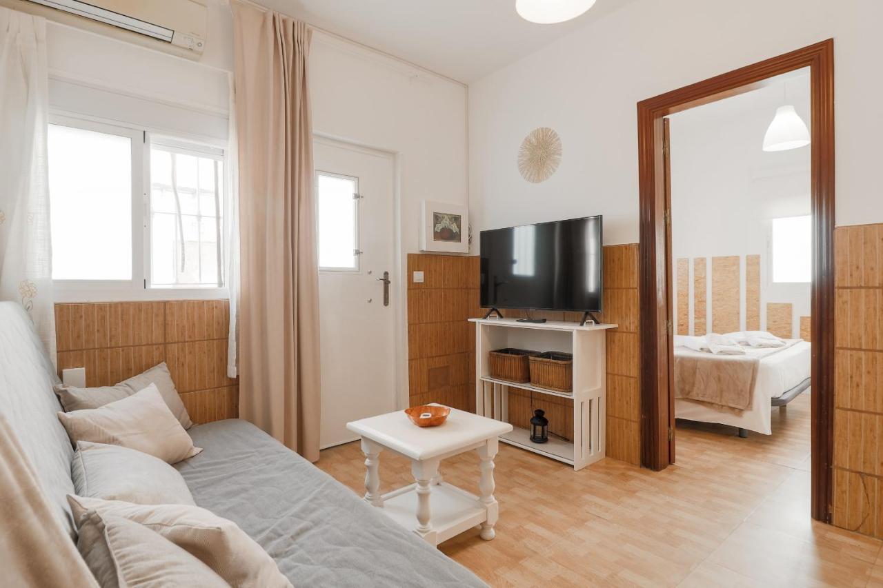 C2 - Seaside Pedregalejo 3 Bedrooms Apartment