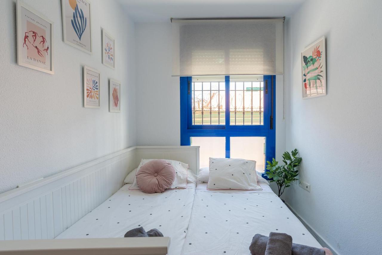 Olletas Parking Apartment Malaga