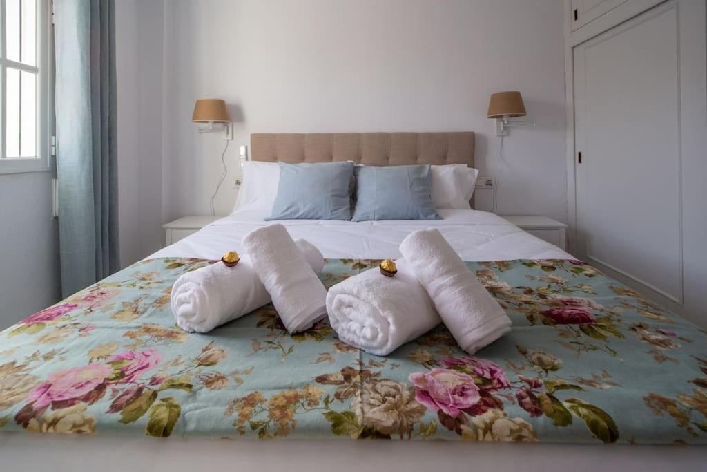 And Beautiful - Free Parking Apartment *