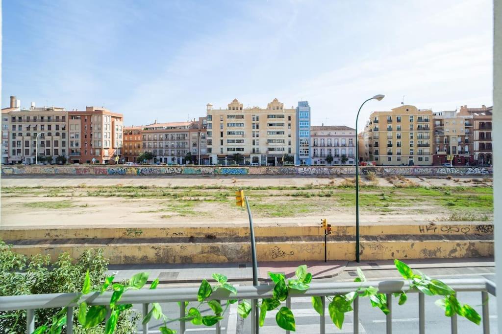 And Beautiful - Free Parking * Málaga
