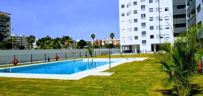 ático Con Piscina Y Vistas Al Mar Parque Litoral * Málaga
