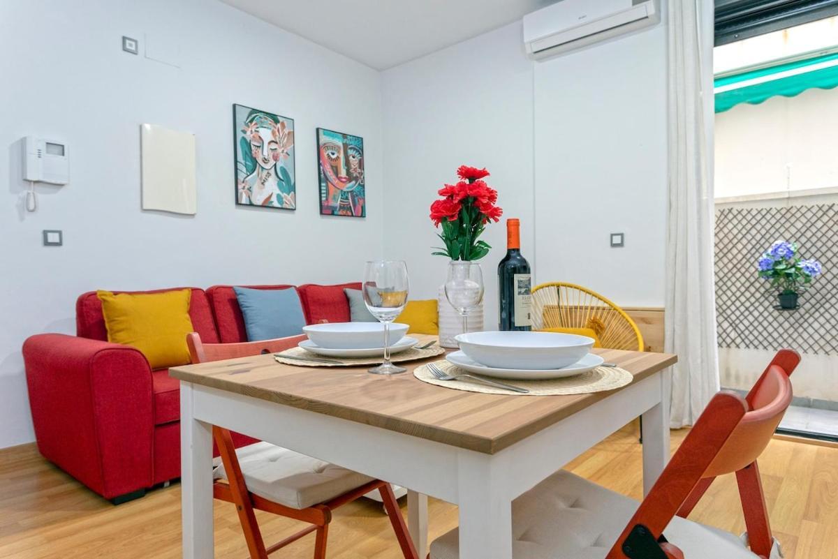 Apartment -malagasunapts- Freeparking Shared Pool