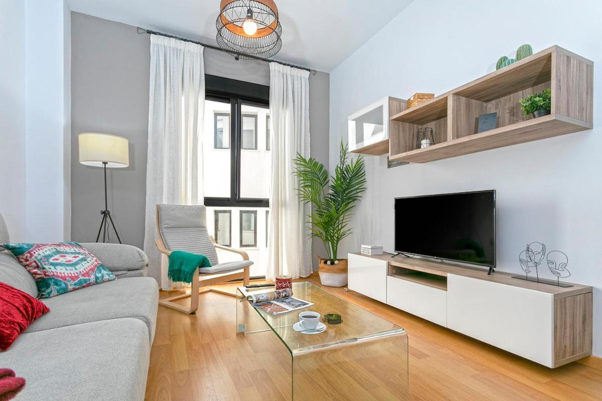 -malagasunapts- Freeparking Rooftoppool