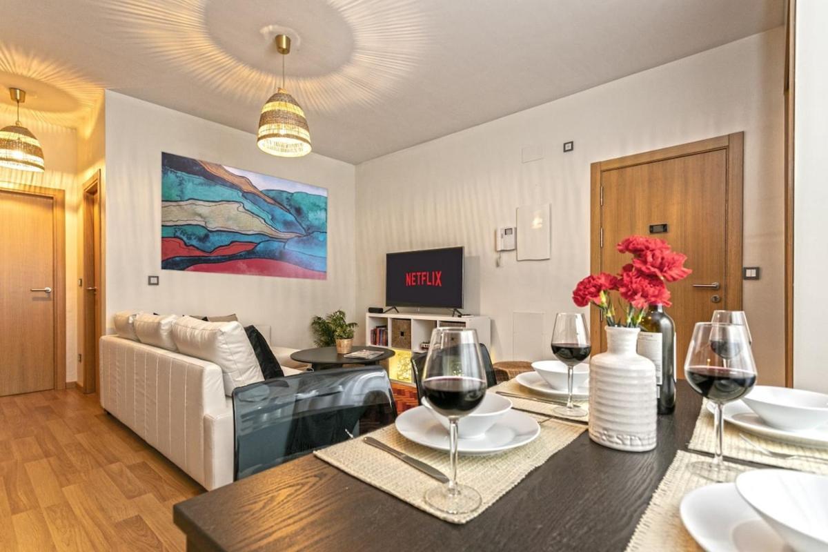 Apartment -malagasunapts- Privateterrace Freeparking Pool