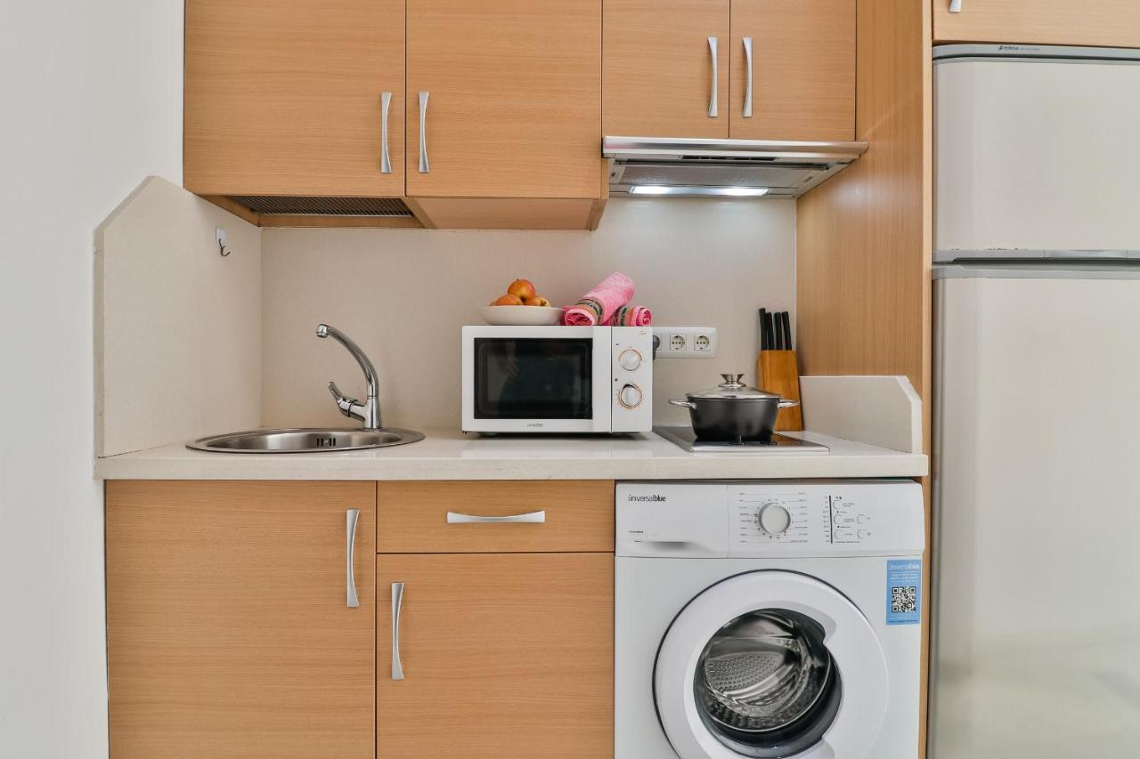 C17 - Friendly Studio Close To Town 3 *