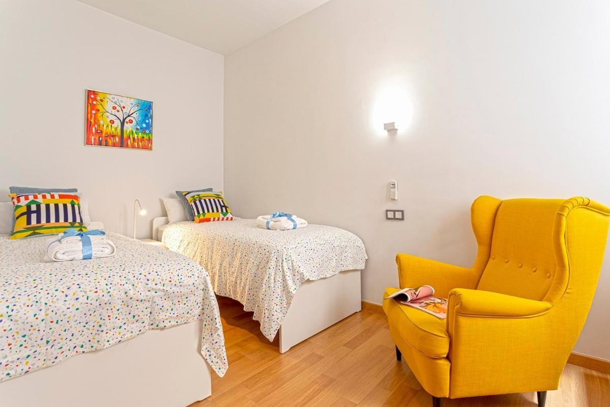 -malagasunapts- Huge & * Pool* Freepark* Appartement *