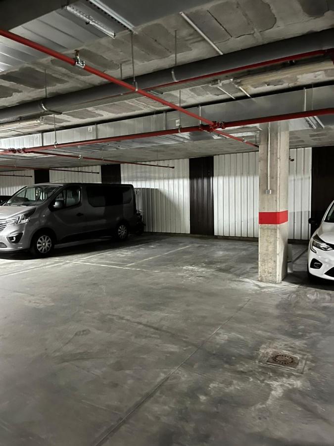 Appartement -malagasunapts- Huge & * Pool* Freepark* *
