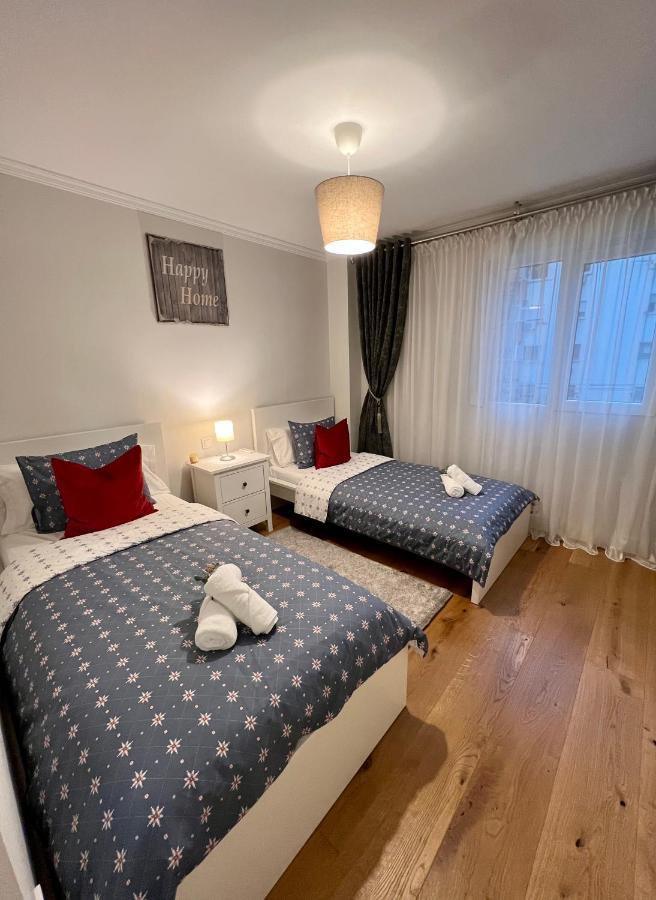 Prestige Iii Apartment