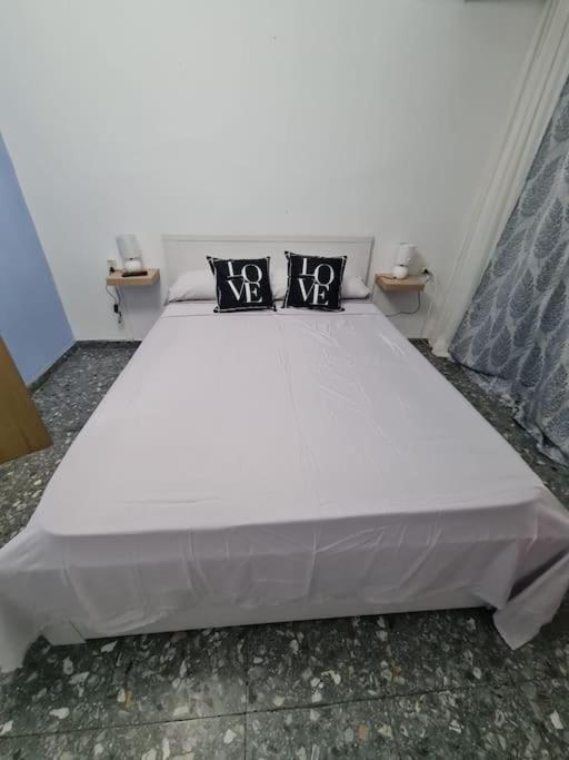 Glenys * Malaga