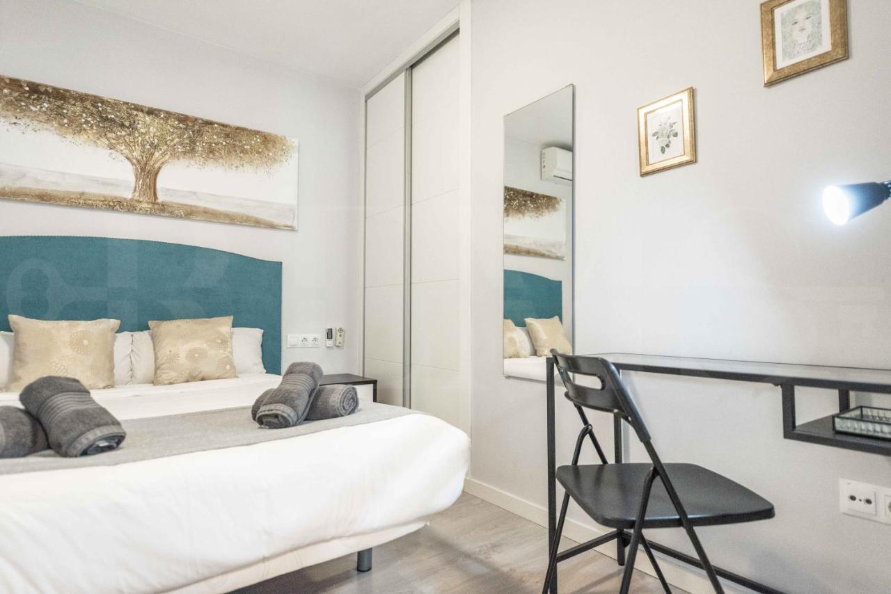 Cosy Flat With Private Balcony - Historic Center By Rems *
