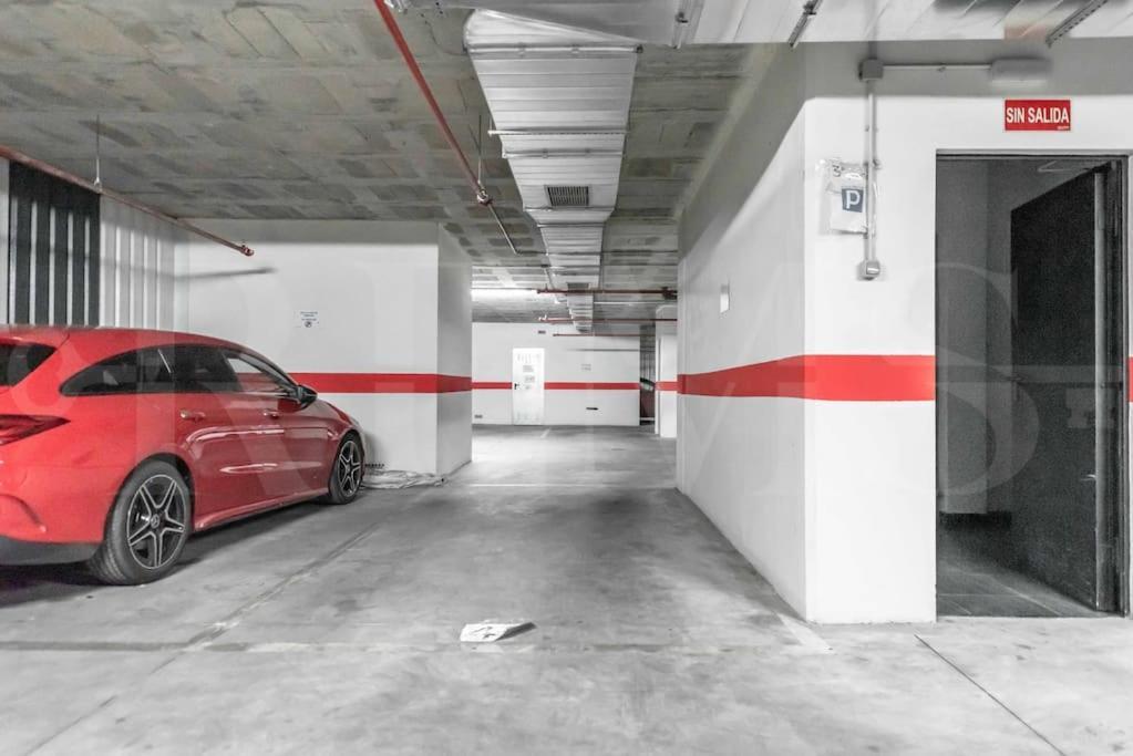 Cozy With Parking In The Center By Rems Malaga