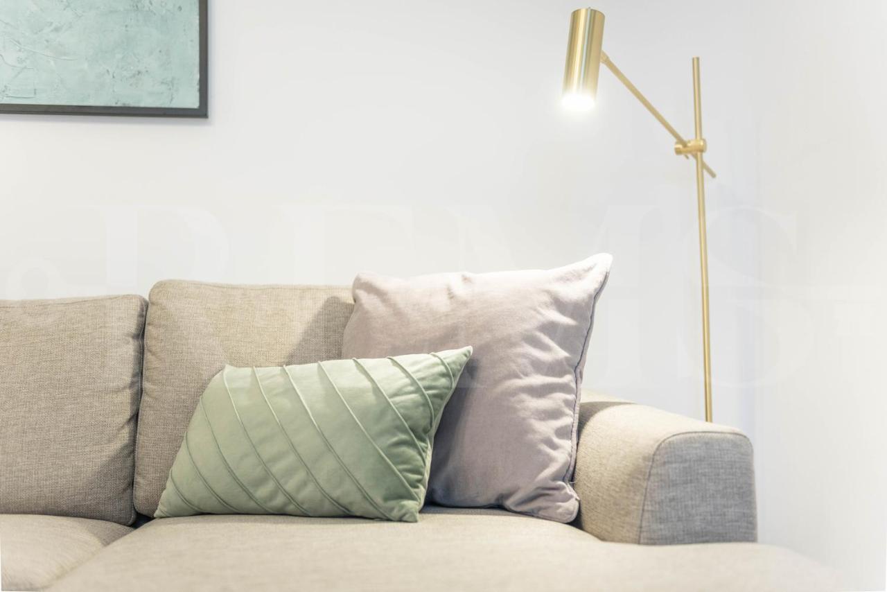 Inviting In The Heart Of By Rems Apartment