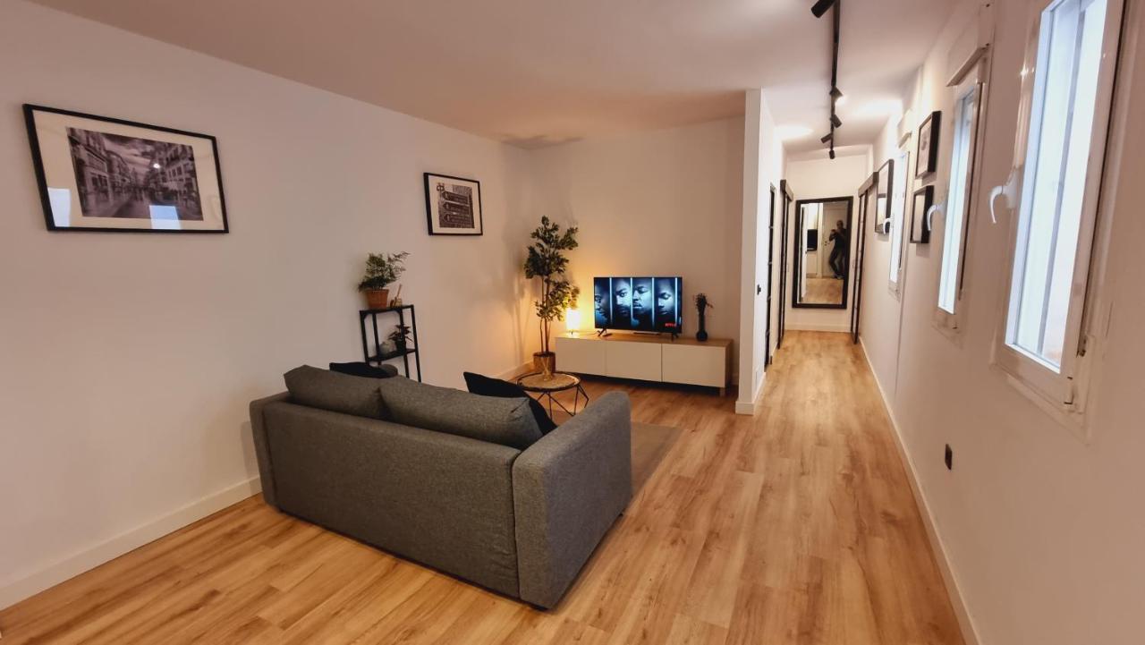 Appartement Modern Haven For Urban Explorers By Rems *