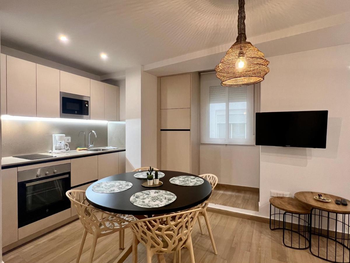 Apartment Huerto & Private Patio In The Old Town By Ele *