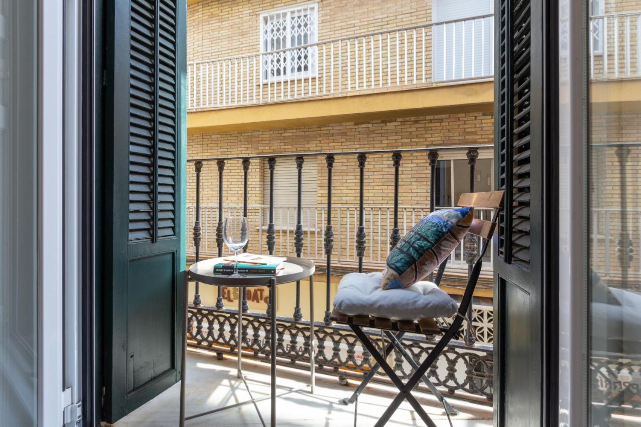 Wonderful With Three Bedrooms And Two Bathrooms In The Center Appartement *