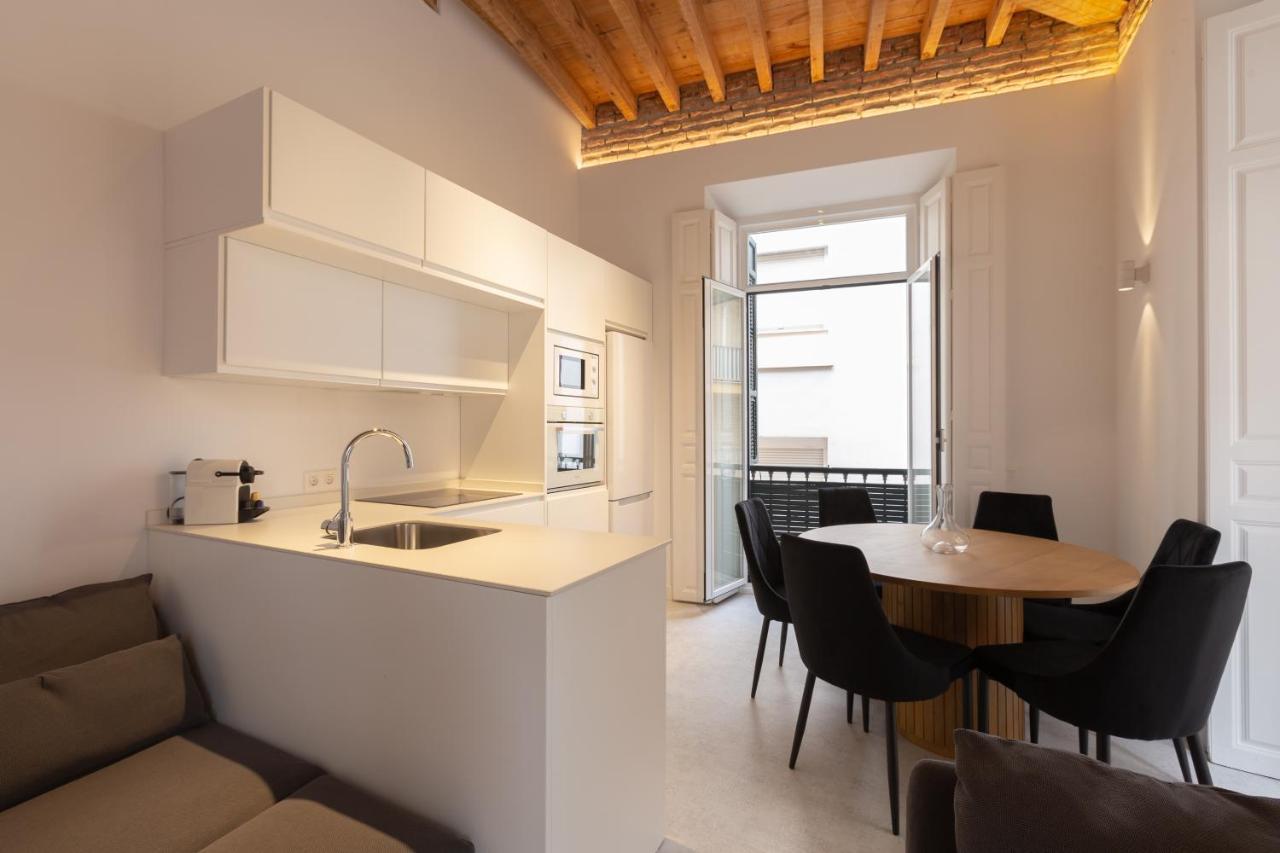 Appartement Wonderful With Three Bedrooms And Two Bathrooms In The Center *