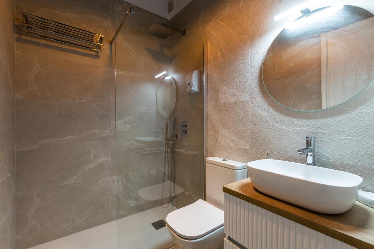 Appartement Wonderful With Three Bedrooms And Two Bathrooms In The Center