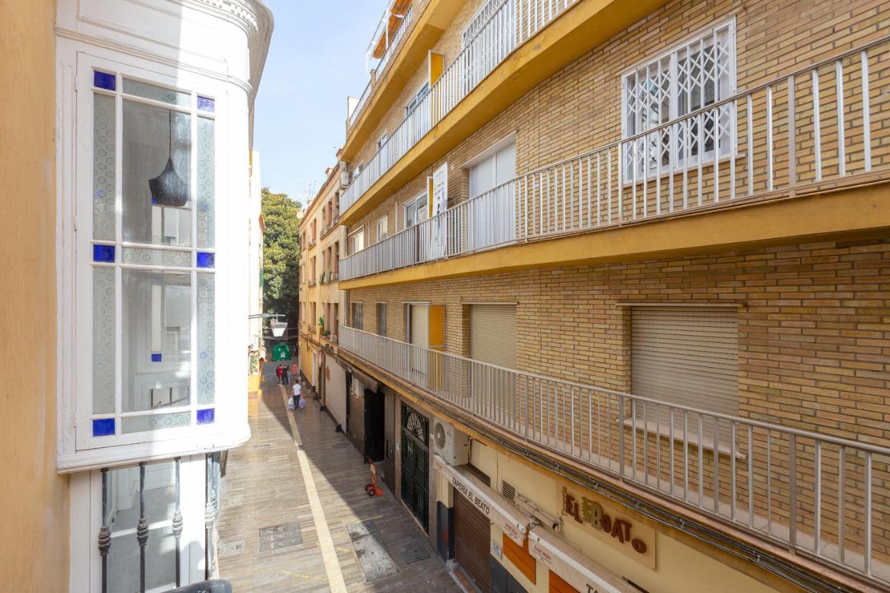 Wonderful With Three Bedrooms And Two Bathrooms In The Center Appartement
