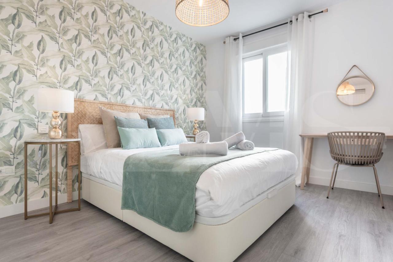 Apartment Stylish With Balcony & Parking Near The By Rems *