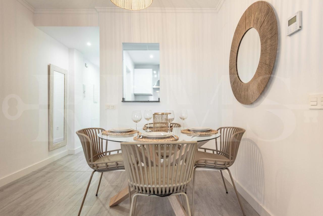 Stylish With Balcony & Parking Near The By Rems * Málaga