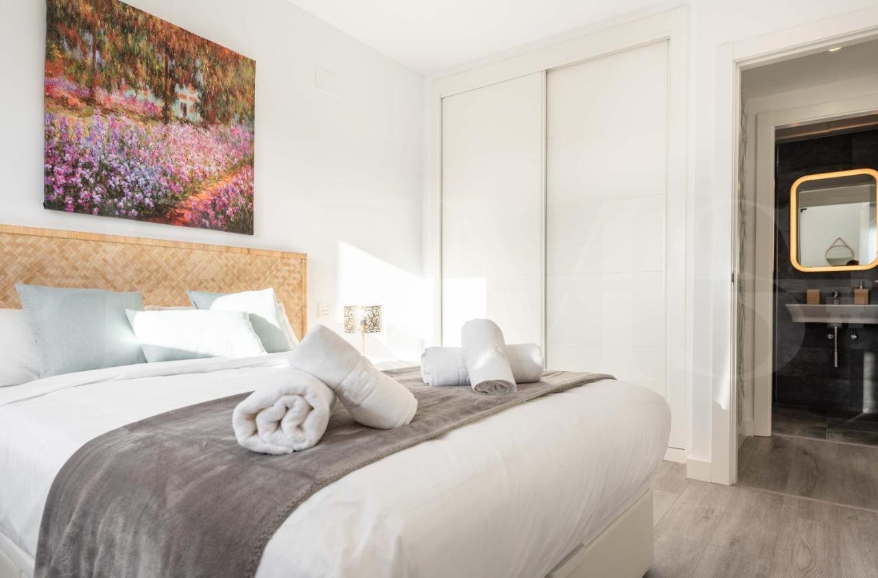 Stylish With Balcony & Parking Near The By Rems *