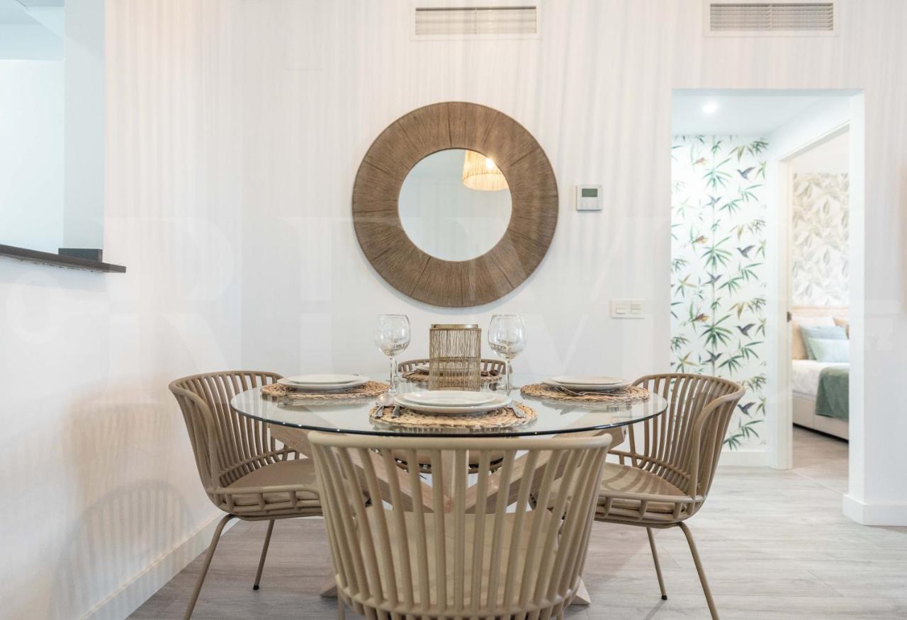 Stylish With Balcony & Parking Near The By Rems Apartment