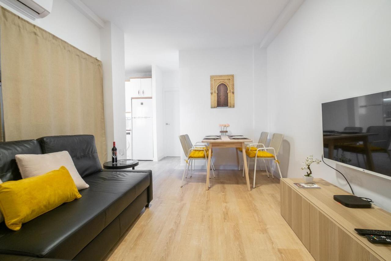 Apartamento Self Check-in! In The Heart Of Malaga!