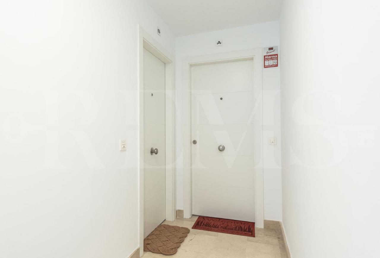 Stylish With Balcony & Parking Near The By Rems * Málaga