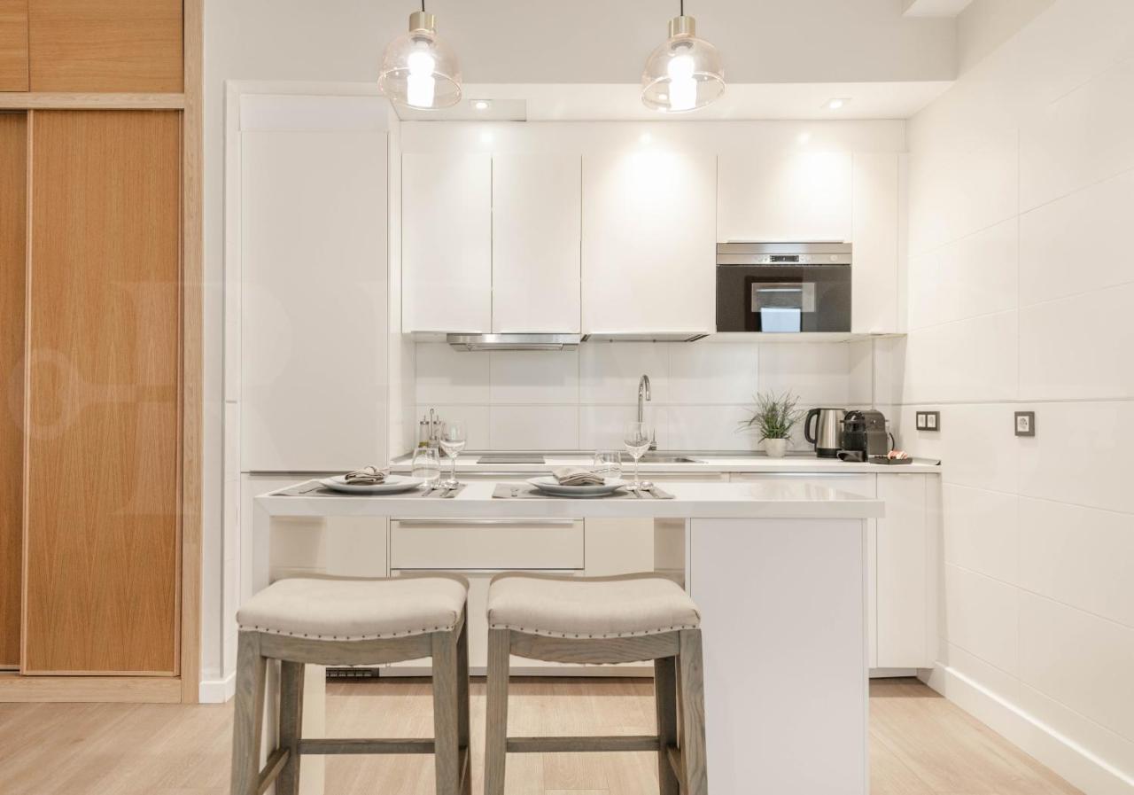 Cozy With Parking In The Center By Rems * Malaga