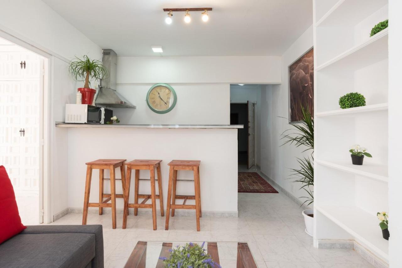 Bright Beachfront Apartment