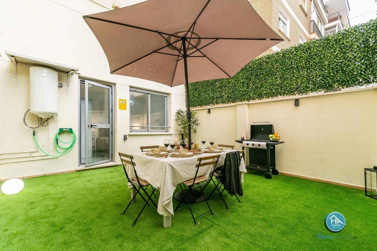 Bajo Urbano Boutique En Carlos Haya Con Terraza Y Parking Apartment