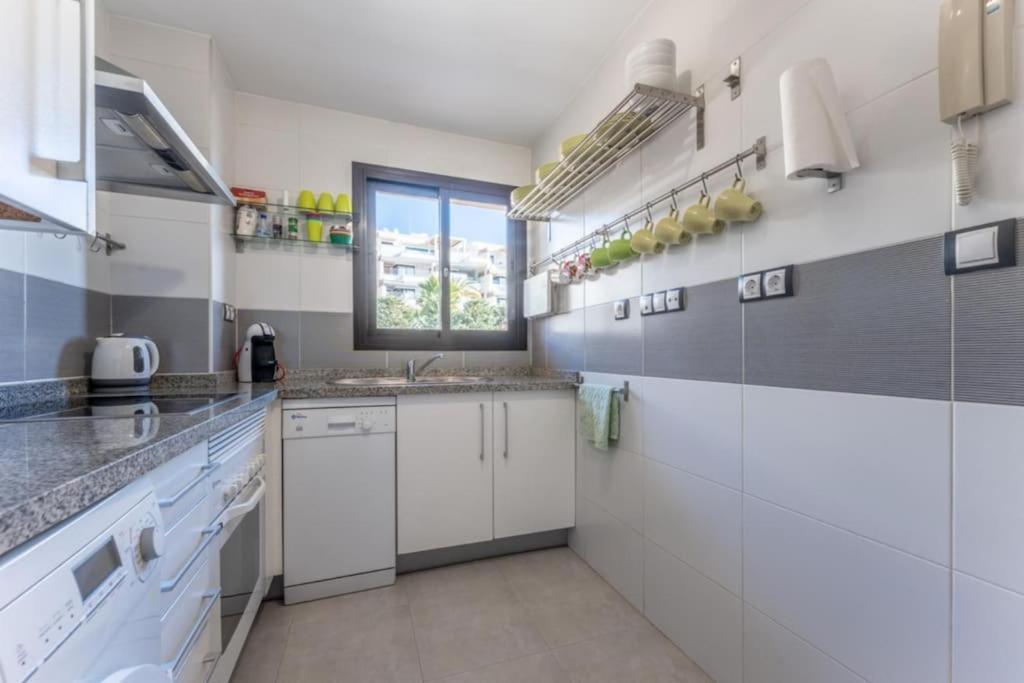 Ct 215 - Cala Blanca - Mijas Costa Málaga