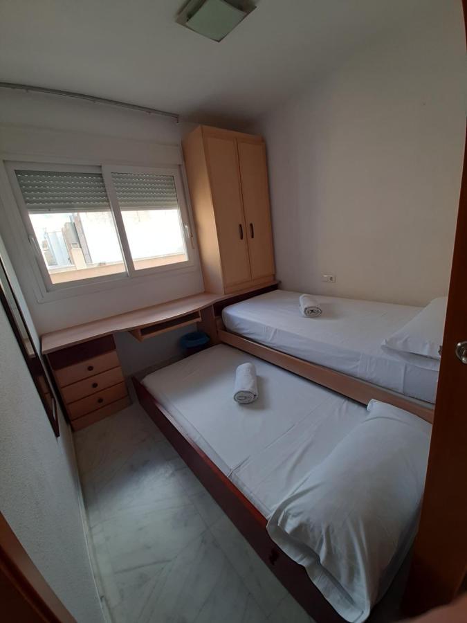 Apartament Heroes De Sostoa Apartment Malaga