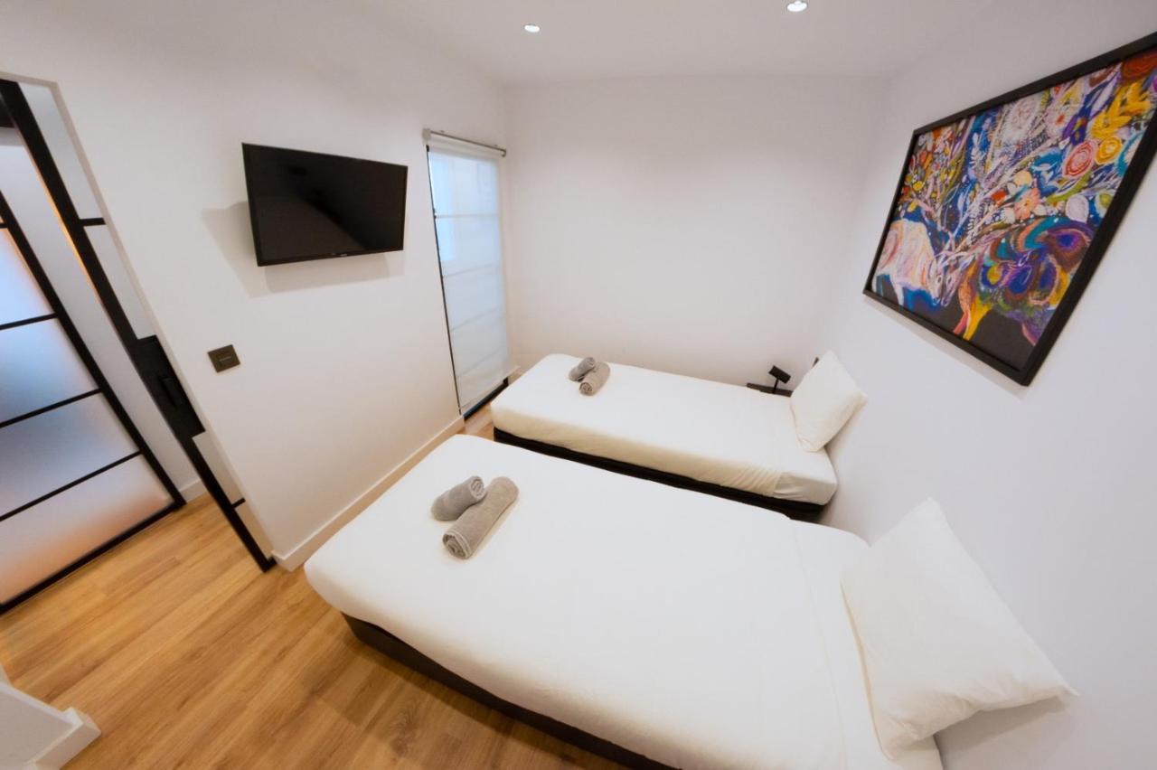 Modern Haven For Urban Explorers By Rems * Málaga