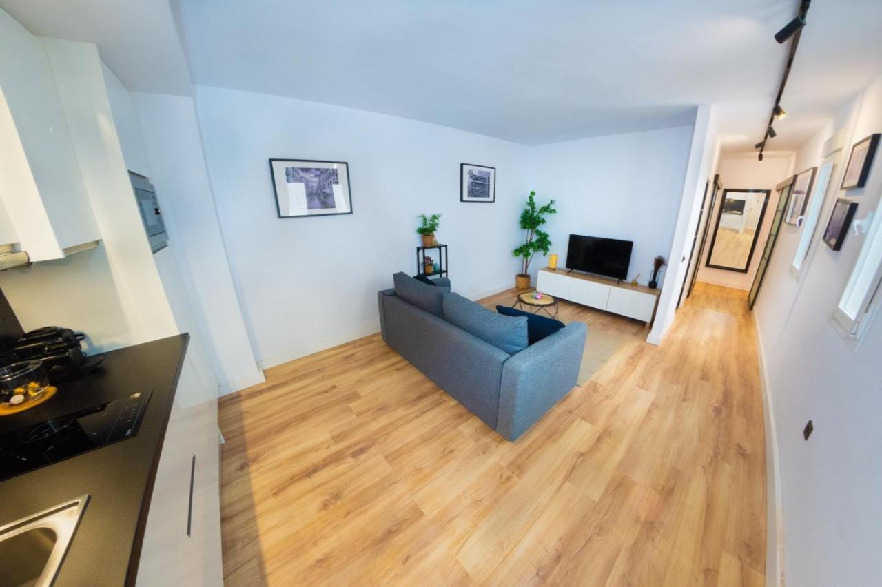 Modern Haven For Urban Explorers By Rems Appartement *