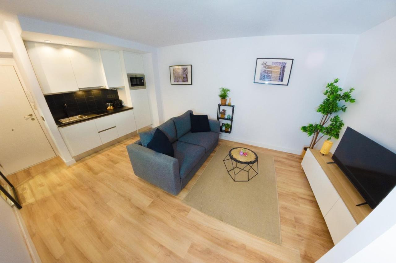 Appartement Modern Haven For Urban Explorers By Rems *